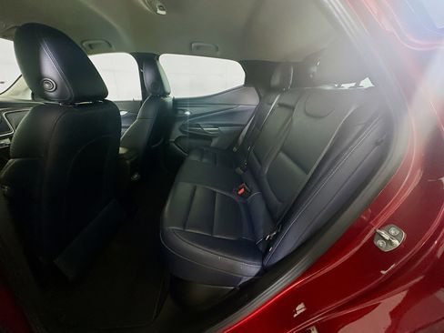 Used 2022 Chevrolet Bolt EUV Premier image 29