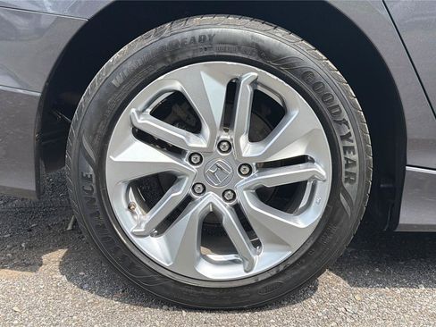 Used 2019 Honda Accord LX image 25