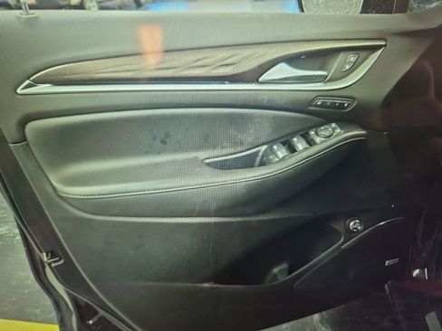 Used 2023 Buick Enclave Avenir w/ Avenir Technology Package image 14