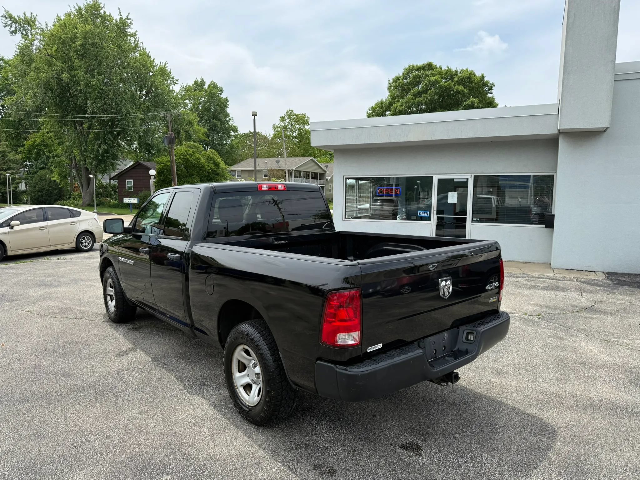 Used 2012 RAM 1500 Tradesman AWD/4WD image 5