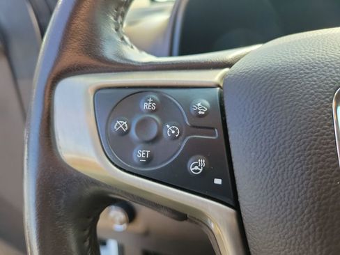 Used 2022 GMC Canyon Denali RWD image 21