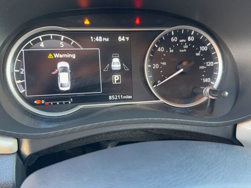 Used 2020 Nissan Versa SV image 13