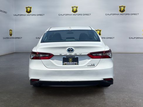 Used 2022 Toyota Camry LE FWD image 4