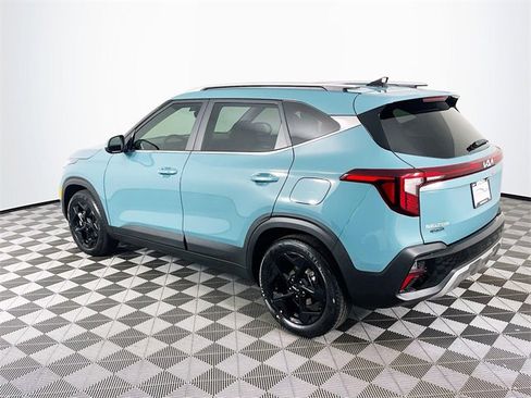 Used 2026 Kia Seltos EX image 6