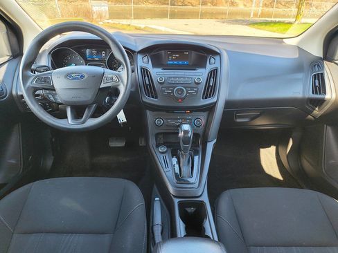 Used 2016 Ford Focus SE image 11