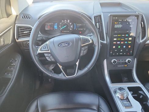 Used 2023 Ford Edge SEL image 14