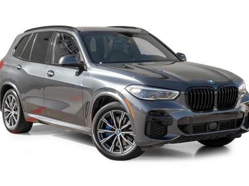 Used 2022 BMW X5 xDrive40i w/ M Sport Package AWD/4WD image 6
