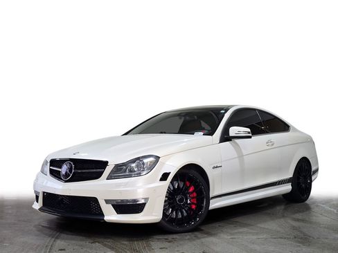 Used 2013 Mercedes-Benz C 63 AMG Coupe image 1