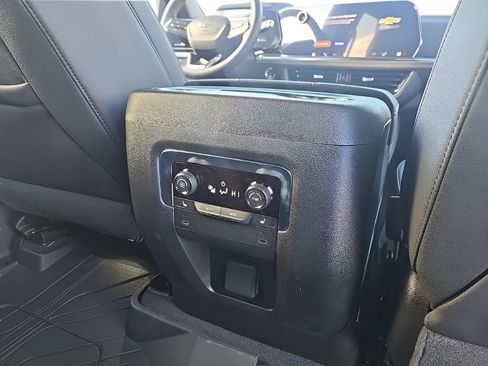 New 2026 Chevrolet Tahoe RST w/ RST Performance Edition AWD/4WD image 22
