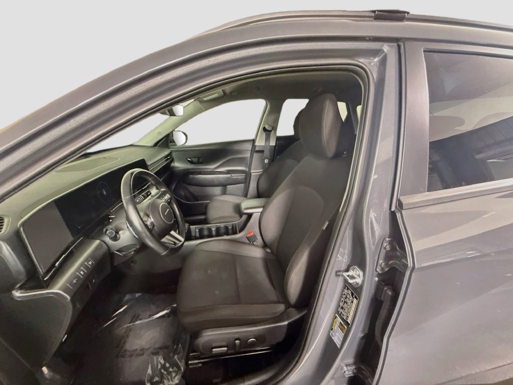 Used 2024 Hyundai Kona SEL w/ Convenience Package FWD image 20