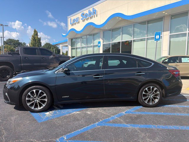 Used 2016 Toyota Avalon XLE Premium FWD image 10