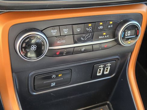 Used 2018 Ford EcoSport SES w/ SES Cold Weather Package image 20