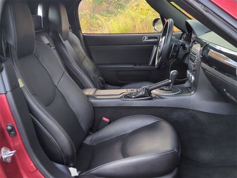 Used 2015 MAZDA MX-5 Miata Grand Touring w/ Premium Package image 22