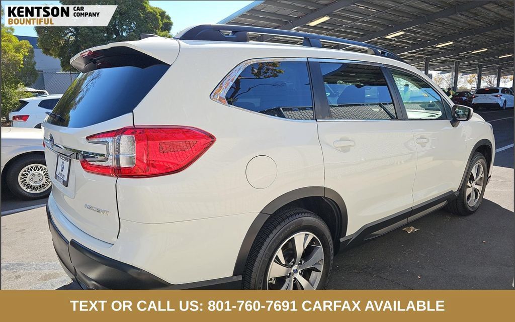 Used 2023 Subaru Ascent Premium AWD/4WD image 3