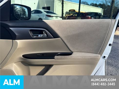 Used 2013 Honda Accord LX image 17