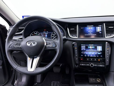Used 2025 INFINITI QX50 Luxe image 4