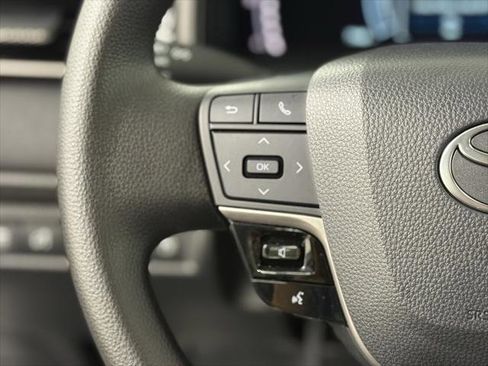 Certified 2025 Toyota Camry LE image 20