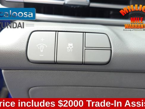 Used 2024 Hyundai Elantra SEL FWD image 14