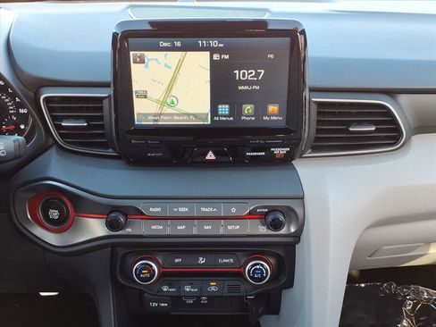 Used 2019 Hyundai Veloster Turbo Ultimate image 25