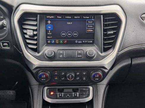 Used 2020 GMC Acadia SLT FWD image 19