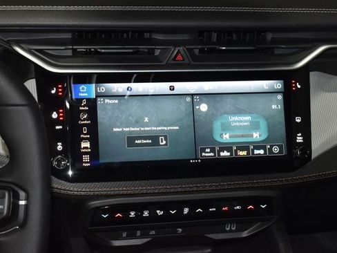 New 2026 Jeep Cherokee Limited image 13