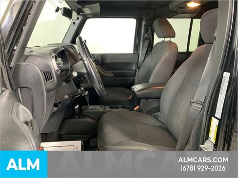 Used 2016 Jeep Wrangler Unlimited Sport w/ Connectivity Group image 18