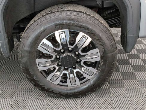 Used 2024 GMC Sierra 3500 Denali w/ Denali Reserve Package AWD/4WD image 15