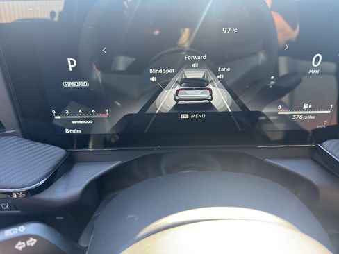 New 2026 Nissan Kicks SR w/ Cold Weather Package image 14