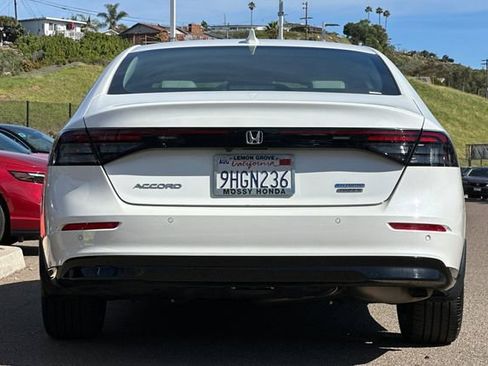 Certified 2023 Honda Accord Touring image 6