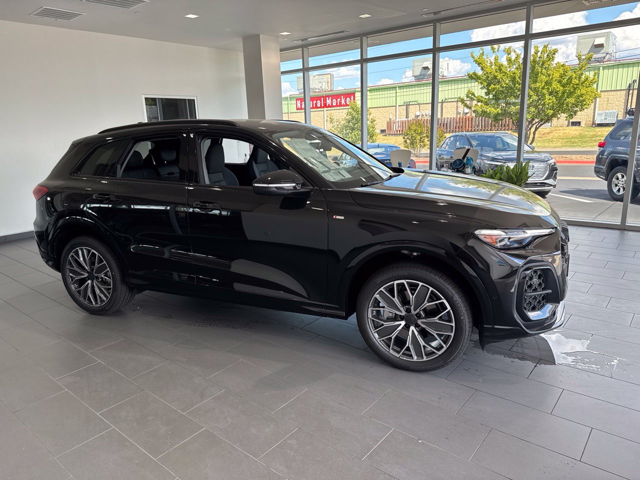 New 2026 Audi Q5 Premium Plus AWD/4WD image 1