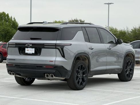New 2026 Chevrolet Traverse RS image 4
