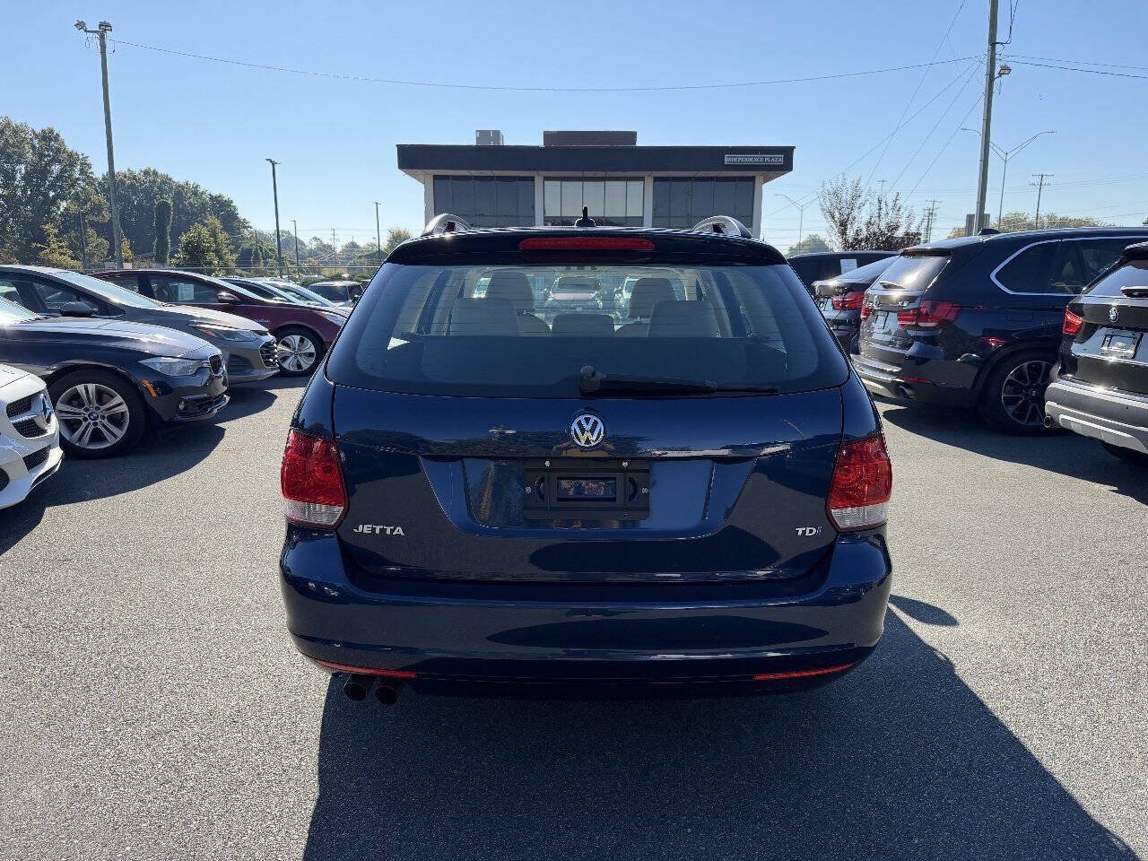 Used 2014 Volkswagen Jetta TDI FWD image 5
