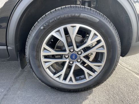 Used 2020 Ford Escape SEL image 27