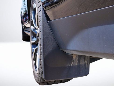 Used 2023 GMC Yukon XL Denali image 21