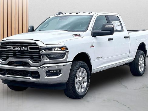 New 2026 RAM 2500 Big Horn AWD/4WD image 4