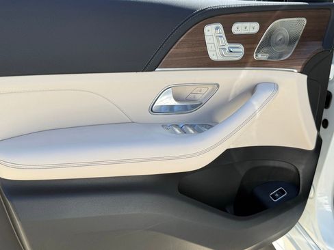 New 2026 Mercedes-Benz GLE 53 AMG 4MATIC image 15