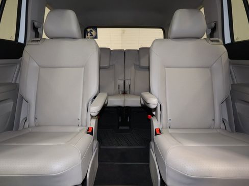 Used 2021 Volkswagen Atlas SEL image 30