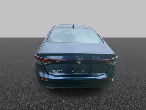Used 2024 Honda Accord EX image 8