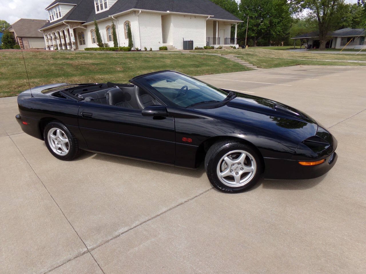 Used 1997 Chevrolet Camaro SS w/ SS Alteration Pkg RWD image 12