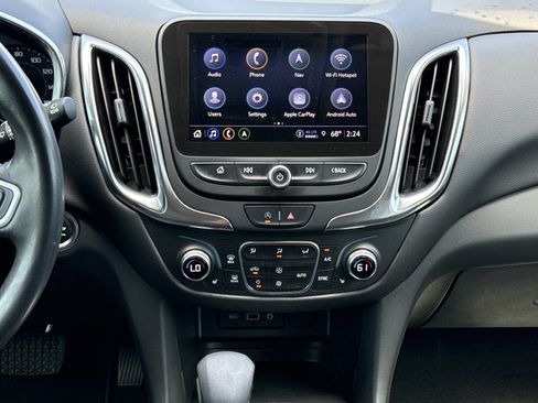 Used 2022 Chevrolet Equinox LT image 30