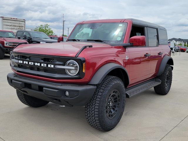 New 2026 Ford Bronco Outer Banks w/ Sasquatch Package AWD/4WD image 7
