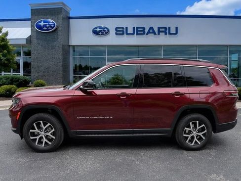 Used 2024 Jeep Grand Cherokee L Limited w/ Trailer Tow Package AWD/4WD image 2