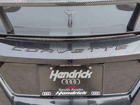 Used 2023 Chevrolet Corvette Stingray Premium Cpe w/ Z51 Performance Package image 14