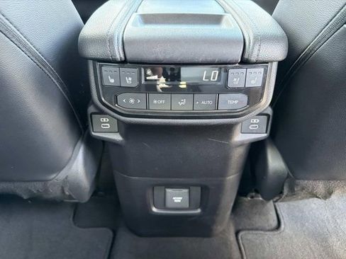 Certified 2024 Toyota Grand Highlander AWD image 21