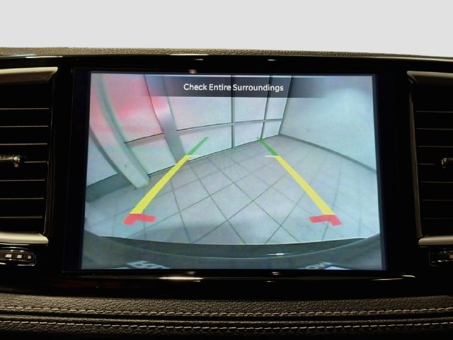 Used 2025 Chrysler Pacifica Limited FWD image 13