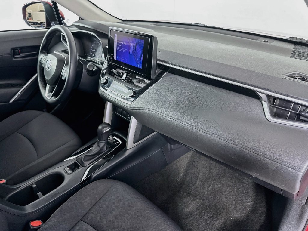 Used 2023 Toyota Corolla Cross LE FWD image 29