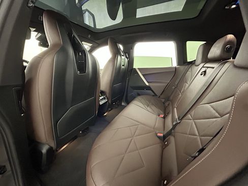 Used 2025 BMW iX xDrive50 image 34