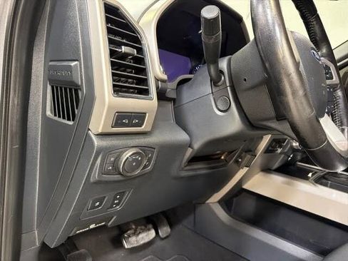 Used 2022 Ford F350 Lariat w/ Lariat Ultimate Package AWD/4WD image 15