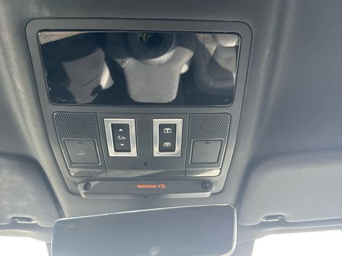 Used 2023 Land Rover Defender 110 X image 15