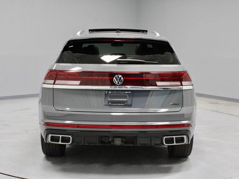 Used 2024 Volkswagen Atlas Cross Sport SEL Premium R-Line AWD/4WD image 12